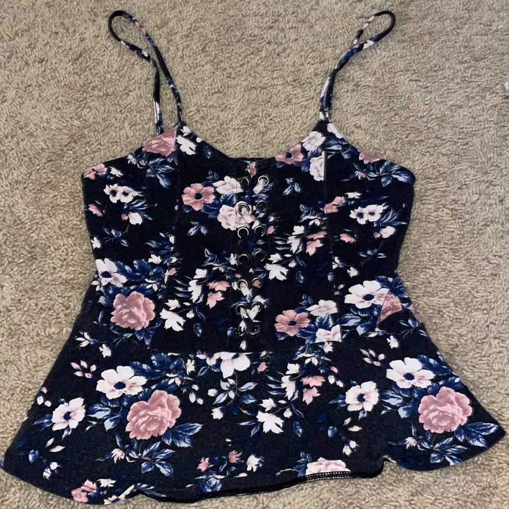 American Eagle Tight Fit Tank Top Cropped